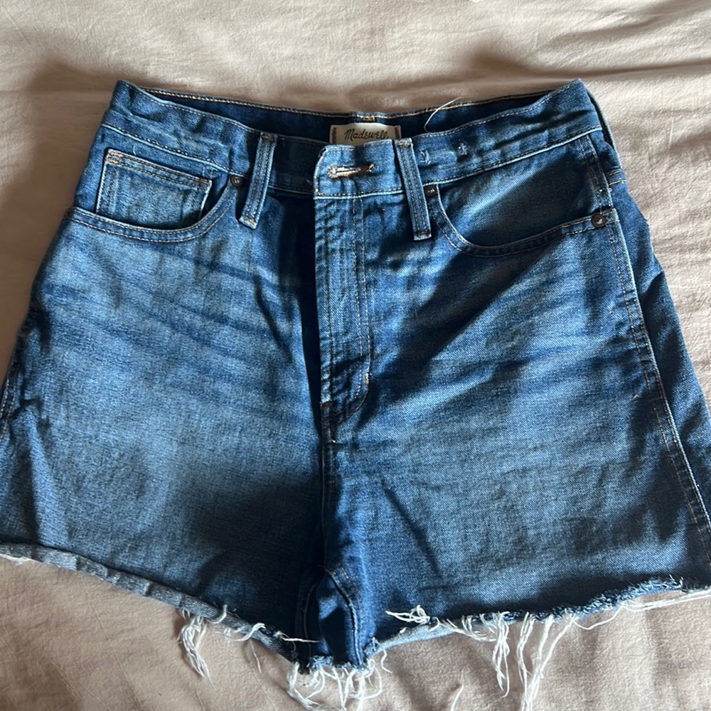 Madewell The Perfect Jean Short size 28